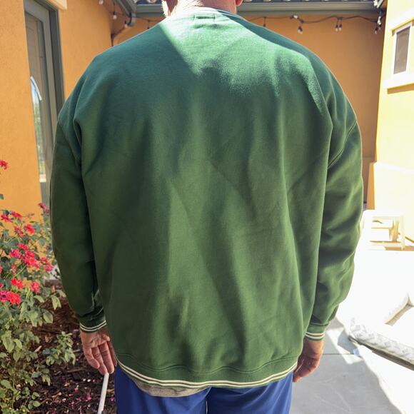 Embroidered Oversized 2X Disney Winnie The Poo Sweatshirt - Picture 8 of 8